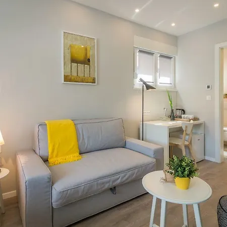 4 Elements Old Town Views Guest house 4*
