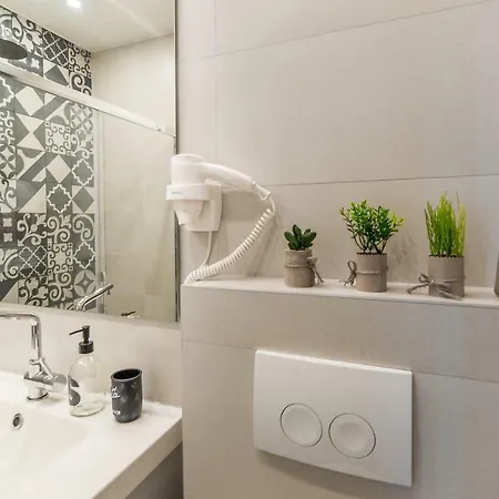 게스트하우스 4 Elements Old Town Views 트로기르