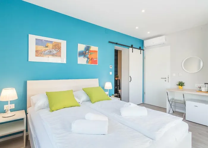 بيت ضيافة 4 Elements Old Town Views 4*