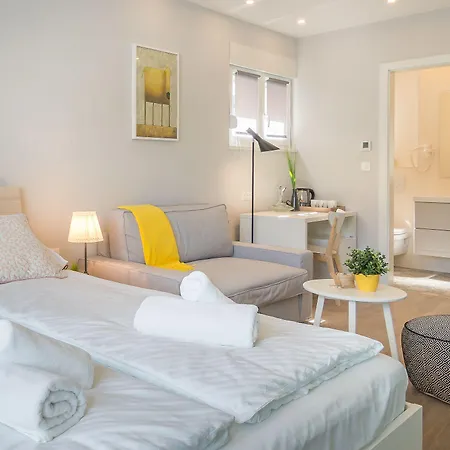 4 Elements Old Town Views Gostinjska kuća 4*