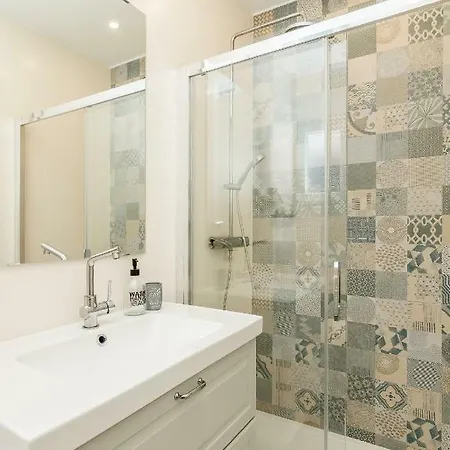 4 Elements Old Town Views