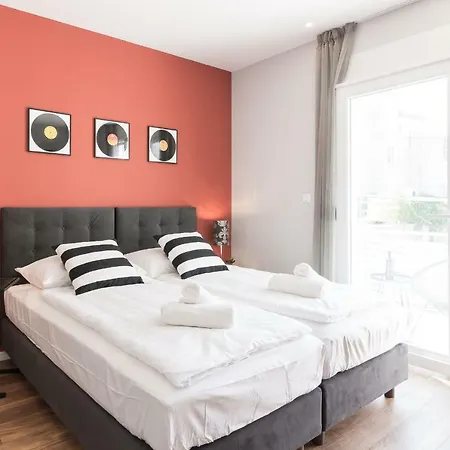 4 Elements Old Town Views Gostinjska kuća 4*