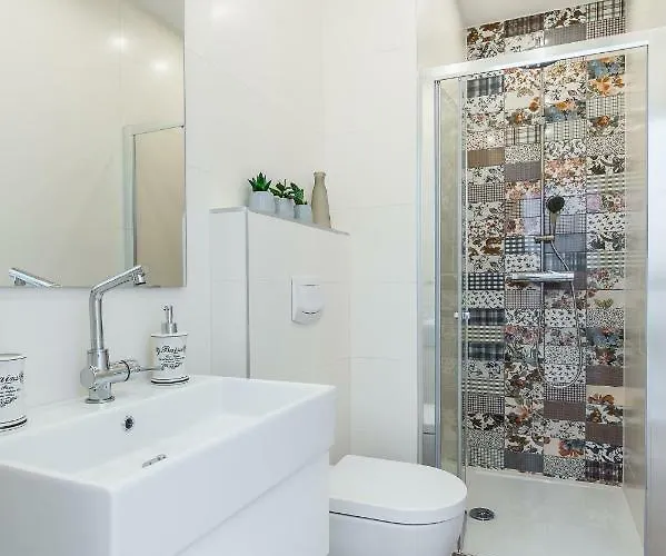 4 Elements Old Town Views 4* トロギール