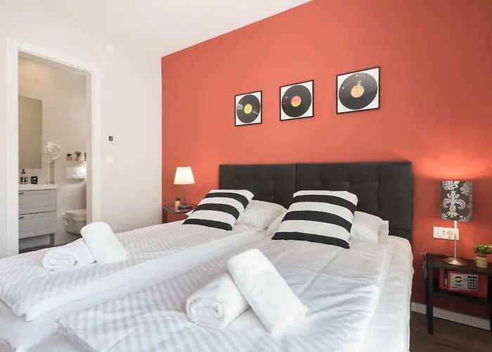 4 Elements Old Town Views 4* トロギール