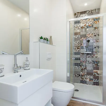 게스트하우스 4 Elements Old Town Views 트로기르