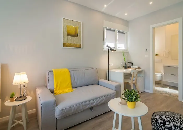 4 Elements Old Town Views Maison d'hôtes 4*